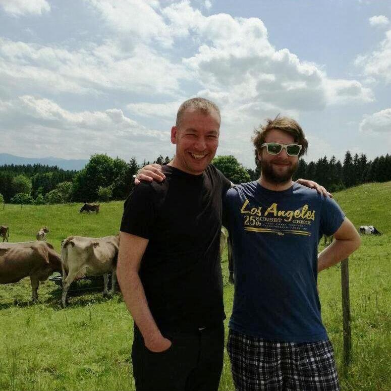 Burggen: Spending time with John, Mona's brother