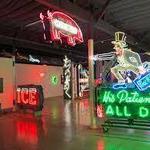 Museum of Neon Art
