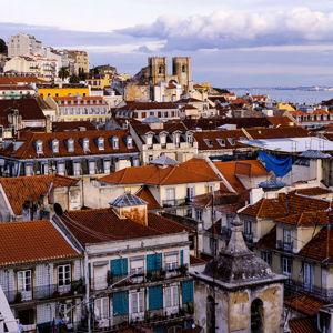 Traditional Fado Dinner in Alfama Lisbon