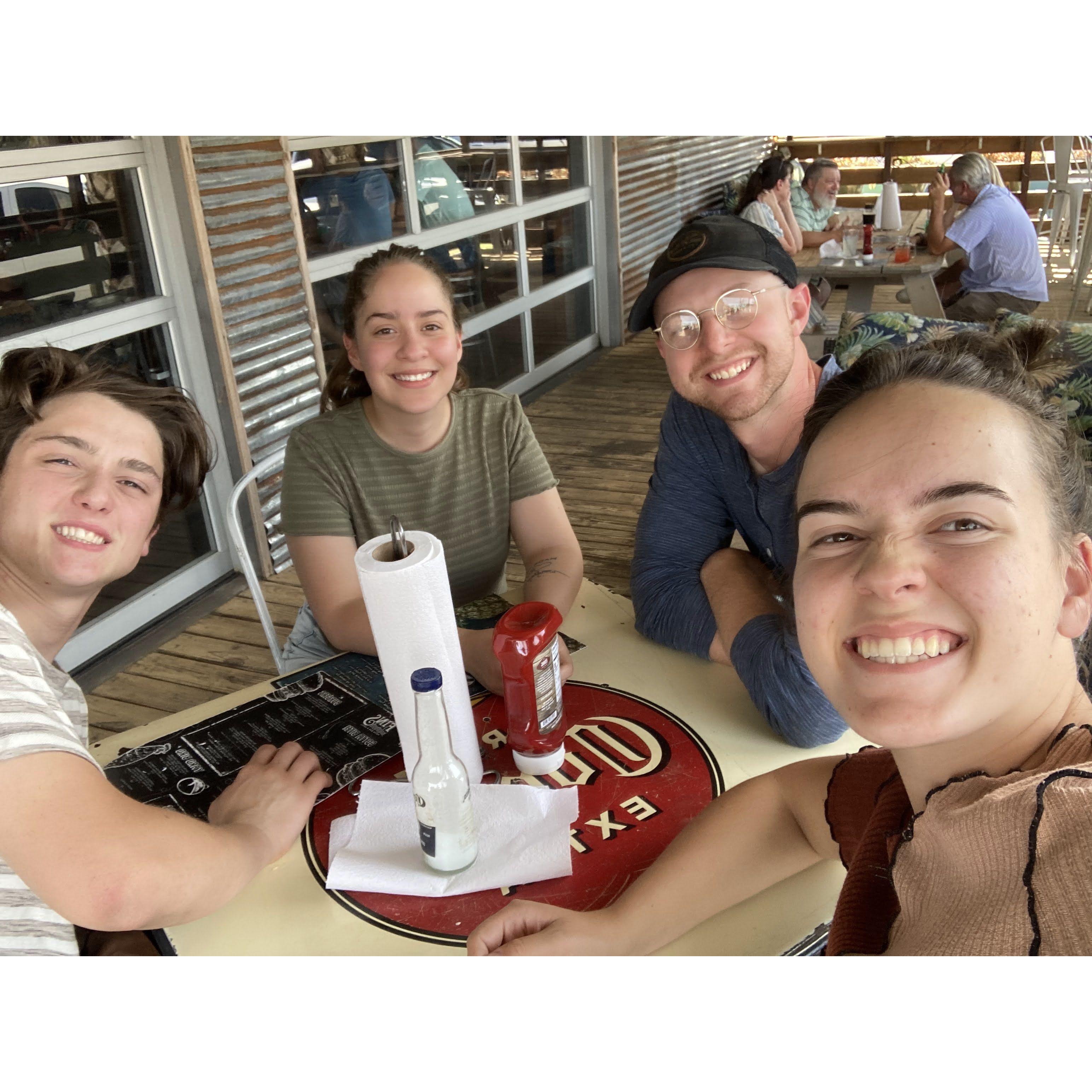 a fun (and hot) trip to Texas with friends