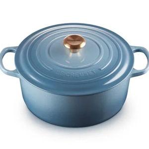 Signature Round Dutch Oven - Chambray 7.5 qt