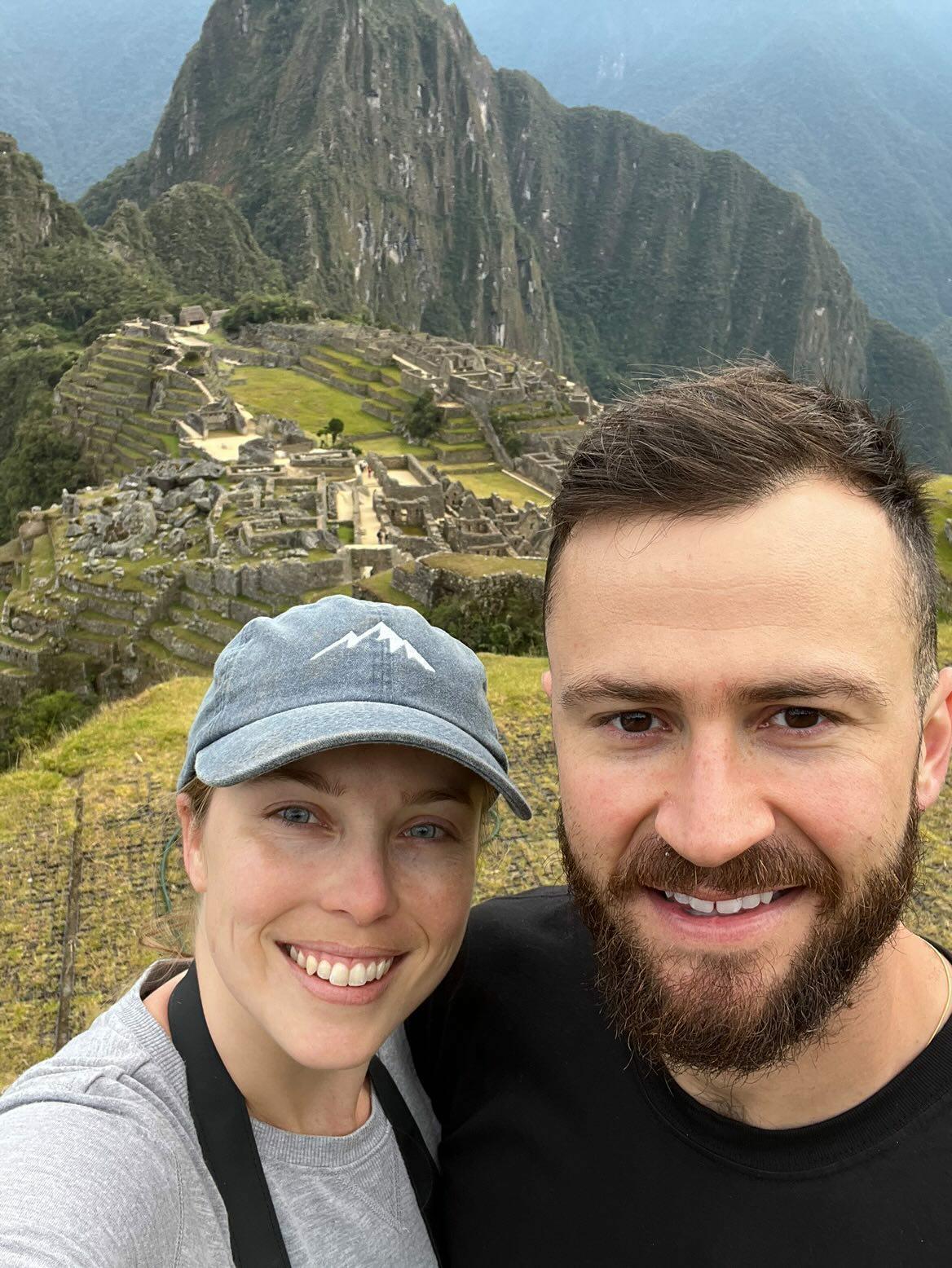 The Wedding Website of Jonah Breslow and Jacqui Benner
