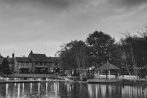 The Wedding Website of Holly Machin and John Edmonds