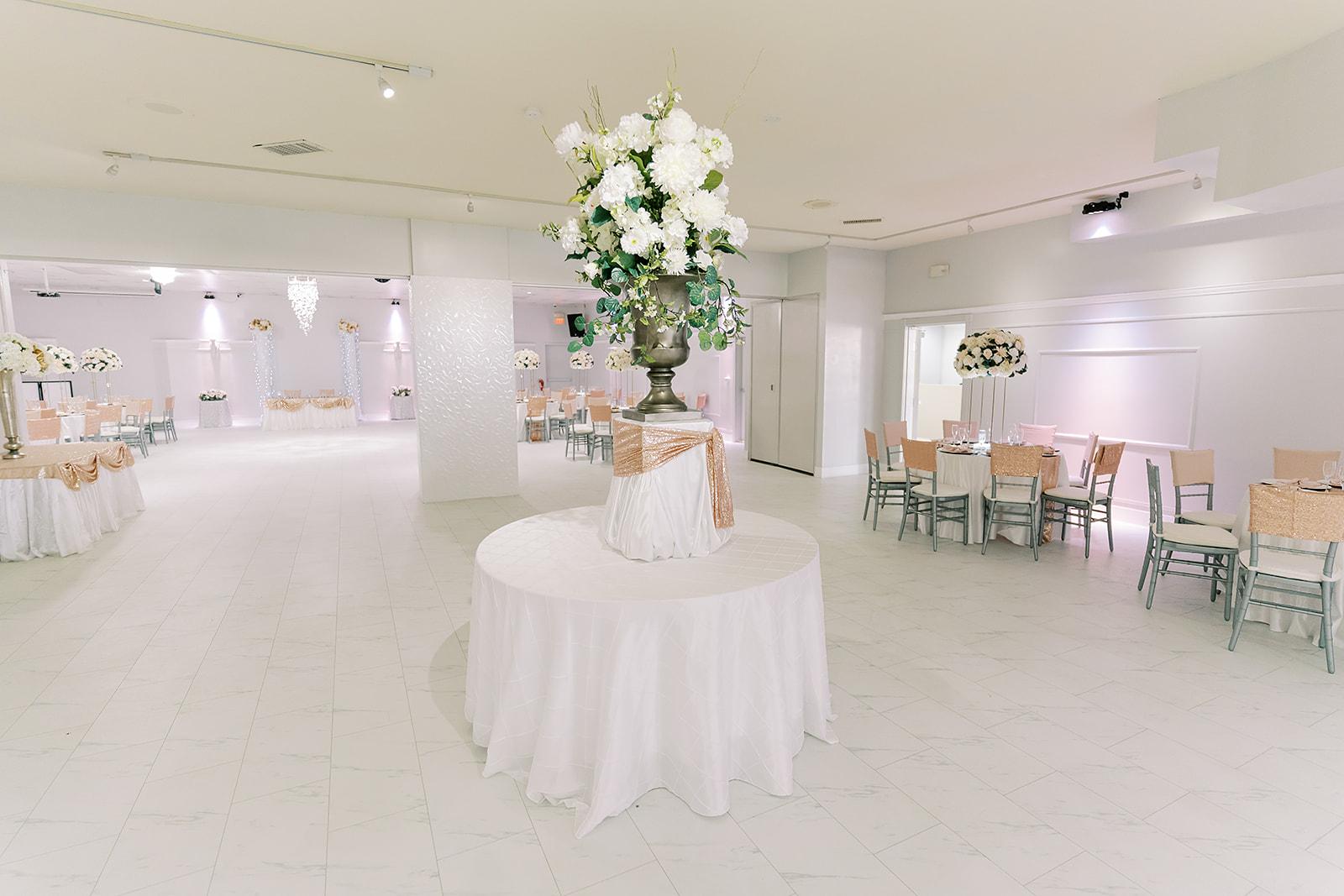 The Wedding Website of Raul Ruelas and Jeremy Heinlein