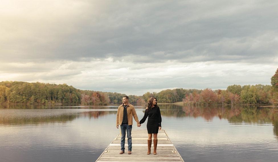 The Wedding Website of Taylor Perry and Chase Ellis