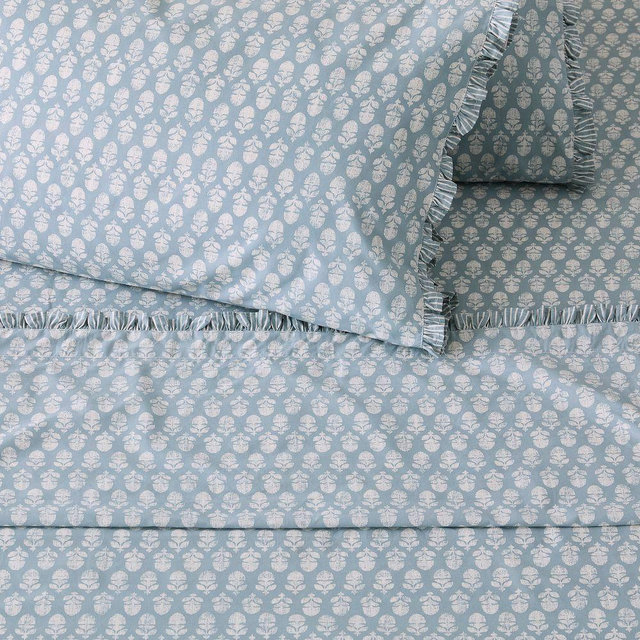Thistle Sheet Set, Queen, Mist Blue