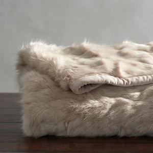 Ruched Faux Fur Throw - Mini Ruched