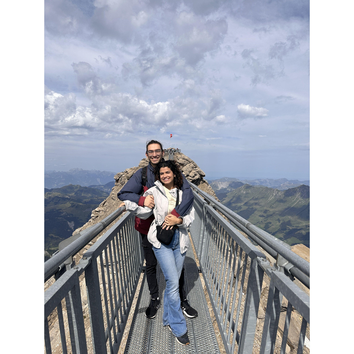 En la cima de las montañas Diablerets, Suiza