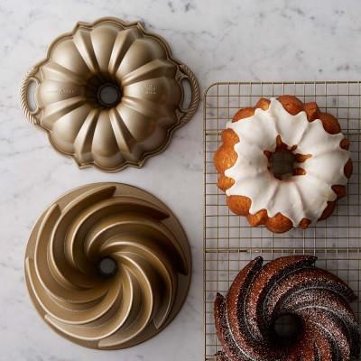 Nordic Ware Nonstick Cast Aluminum Small Heritage and Anniversary Bundt® Pan Set