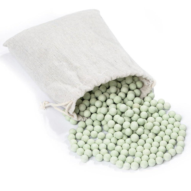 Ceramic Pie Weights for Baking Crust | Sage Green Pie Weights for Baking | Pie Weights for Blind Baking w/ Cotton Storage Bag | Ceramic Beads for Baking 10” Pies 1.55 lbs | Perfect Gifts for Bakers