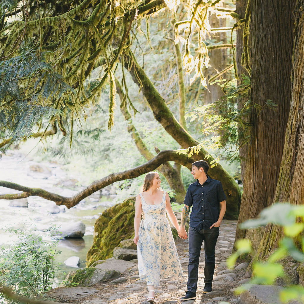 Engagement shoot courtesy of @sunandsparrow