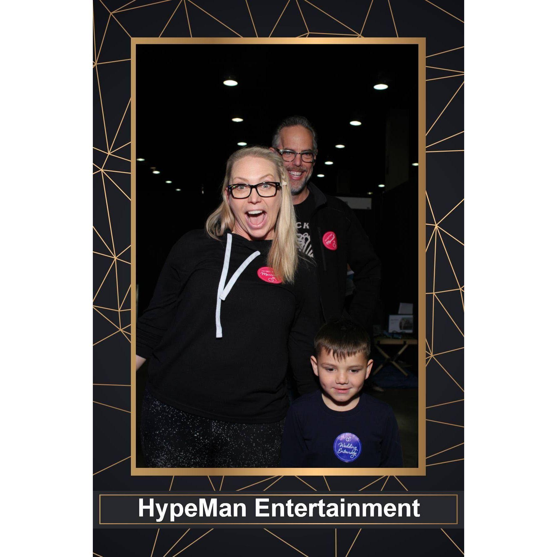 It's Happening!  We hit up the Arizona Wedding Show as a family.