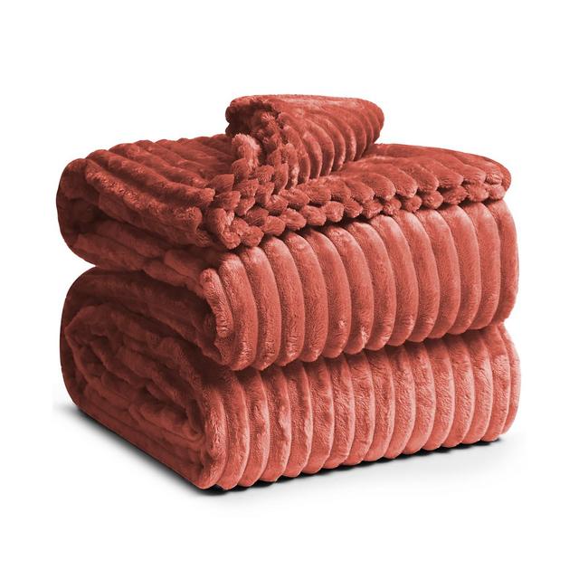 Nestl Bedding Cut Plush Lightweight Super Soft Fuzzy Luxury Bed Throw Blanket