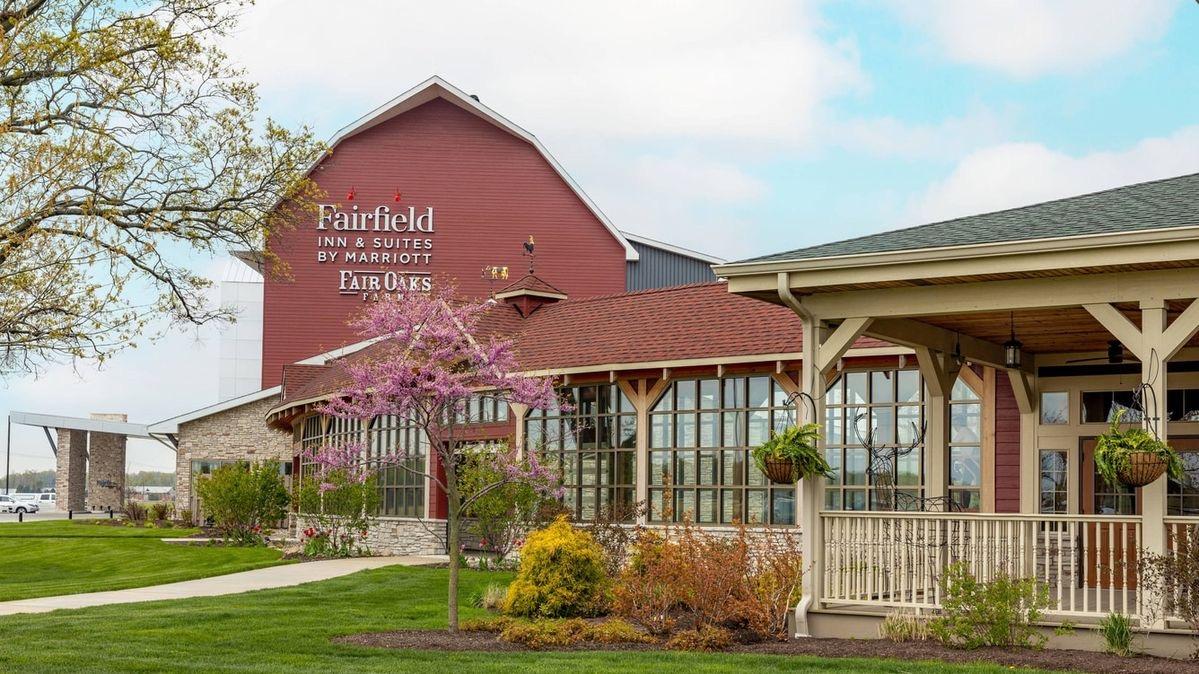 The Wedding Website of Amber Ramirez and Kevin Santacruz