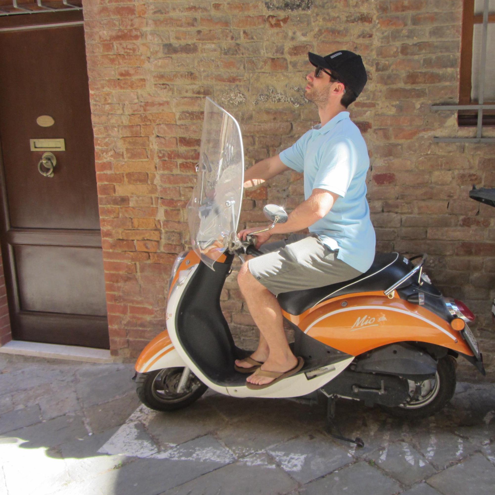 Somewhere in Italy. Do as the Romans do!