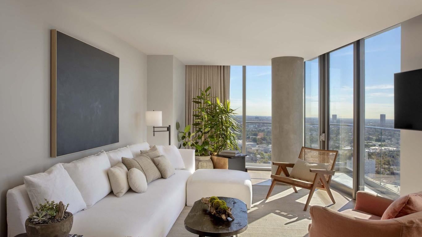 The Wedding Website of Tish Strickland and Roy Inong Jr.