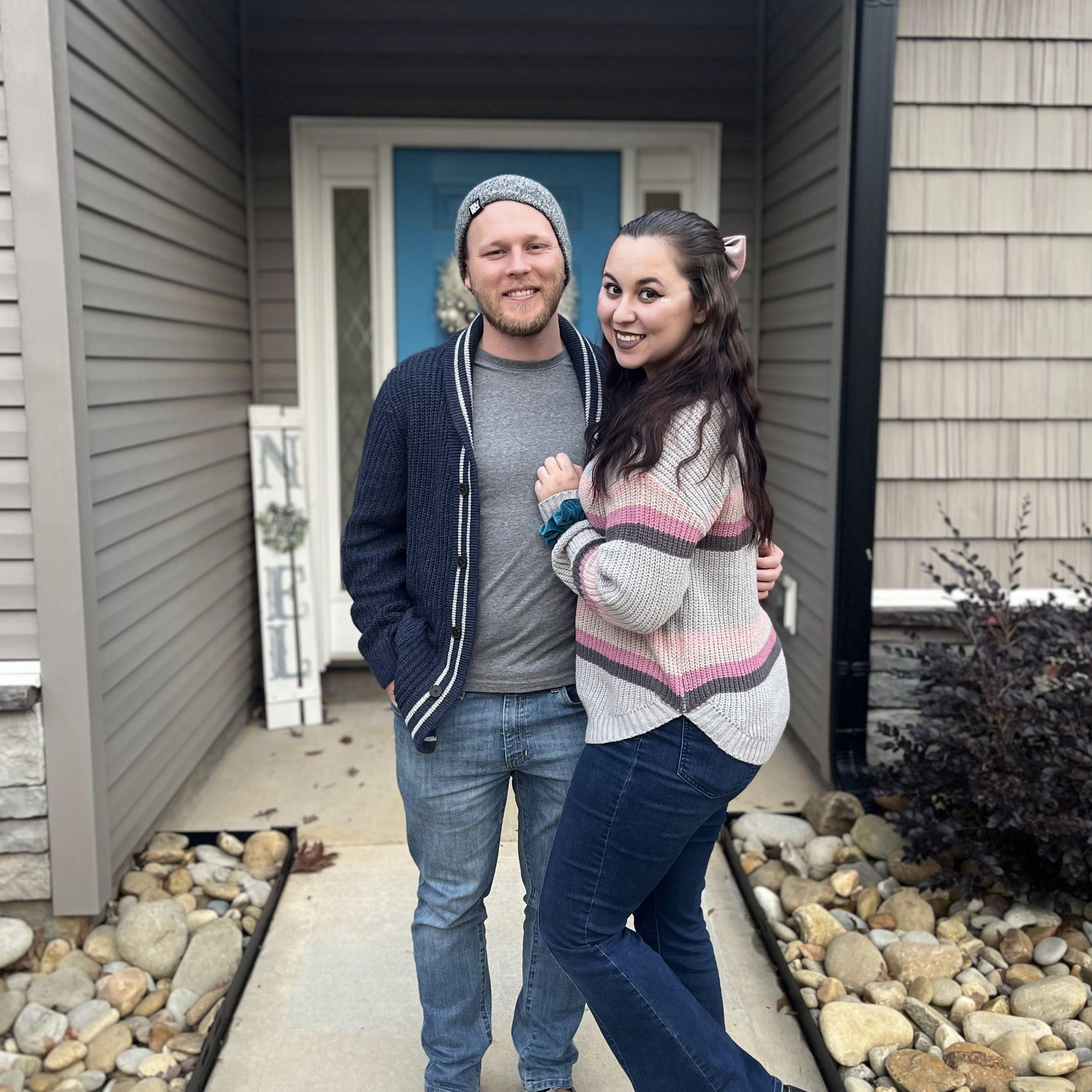 11.25.22 Libby & Drew spend their first Thanksgiving together at Libby's parents' house