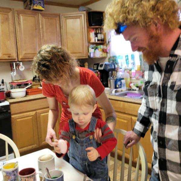 Decorating Easter eggs!