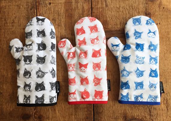 Cat Oven Mitt Black -Our Hairy Friends- Pot Holder