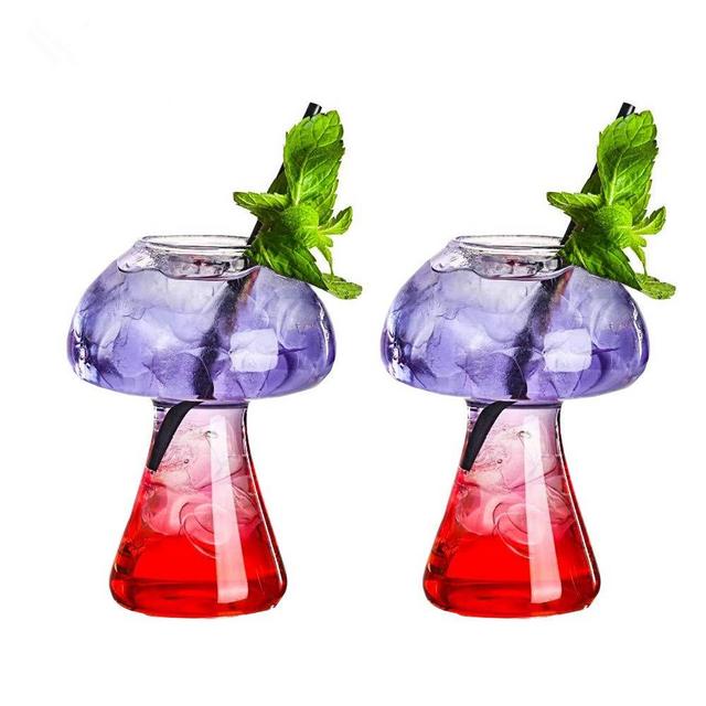 Mushroom Glasses Creative Mushroom Cocktail Glass Cup Set of 2 Clear Mushroom Shaped Drinks Cups 250ml Wine Glasses for Party Novelty Mushroom Glasses Drinking for KTV Bar Club (Transparent)