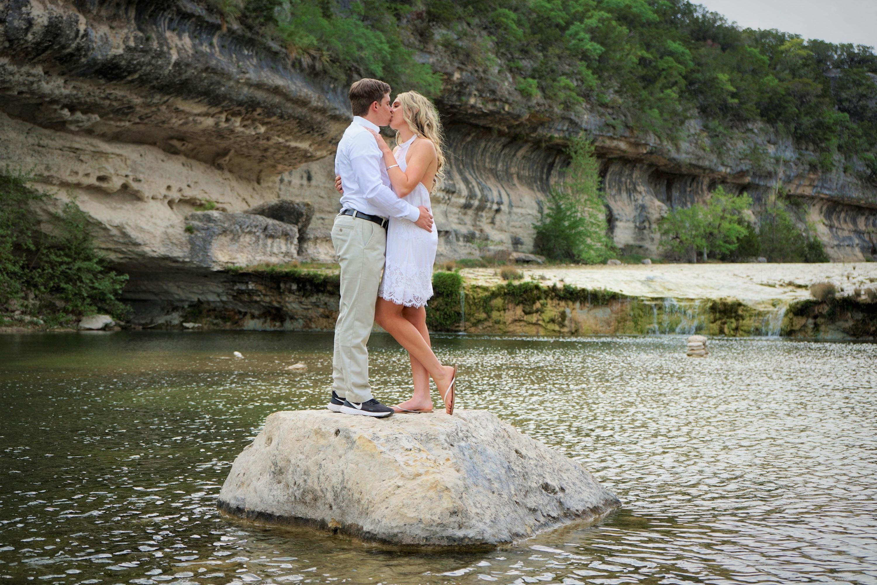 The Wedding Website of Lilia Novatnak and Chase Pavlas