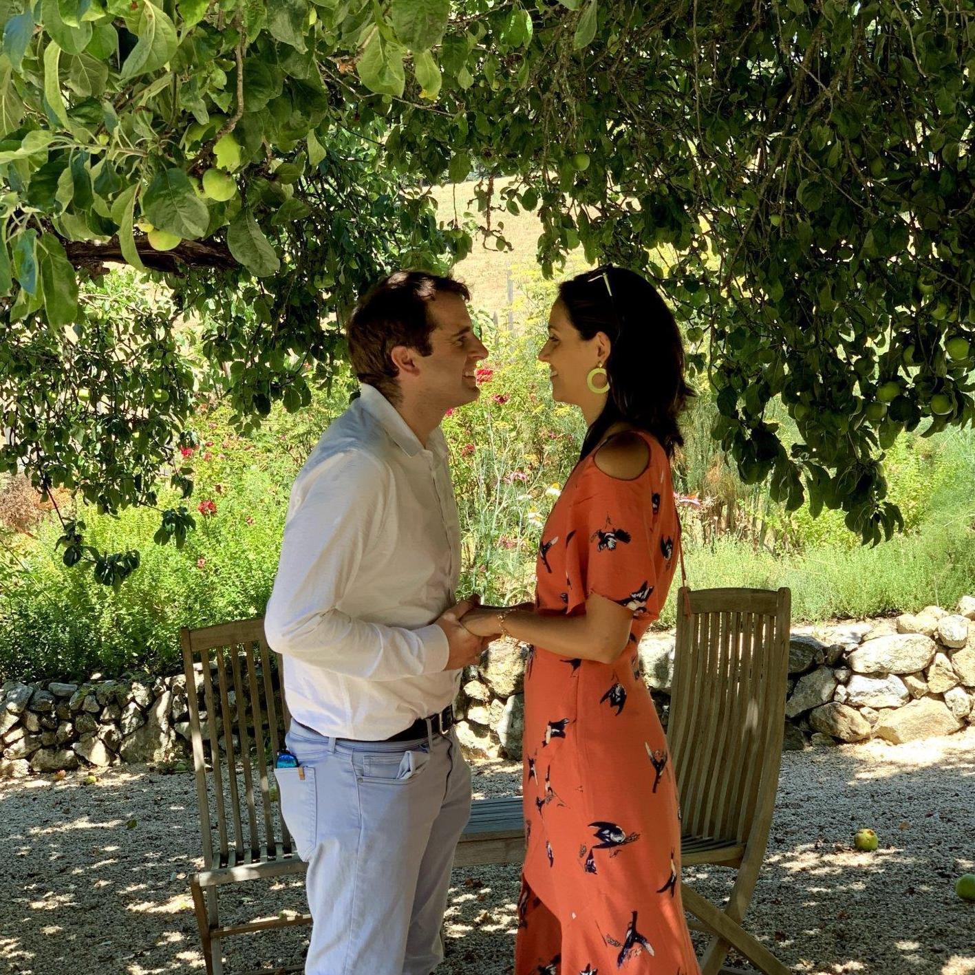 E ela veio para ficar! Noivamos em 13 de Agosto de 2019/
and she stayed! We got engaged on August 13, 2019