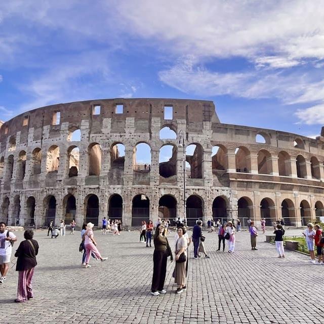 Tour of Colosseum
