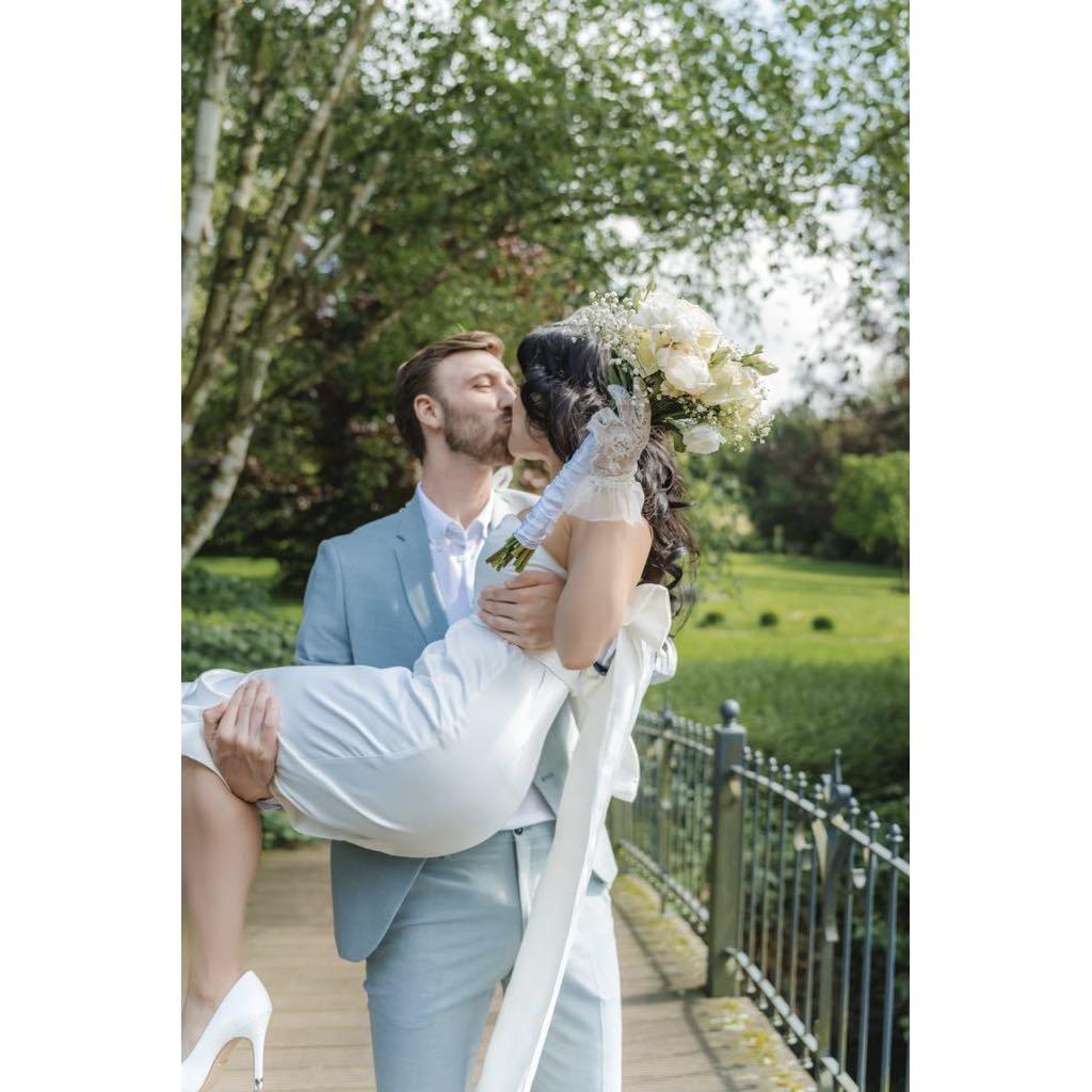 "Juntos somos una mezcla perfecta: yo con mi tequila, tú con tu cerveza… ¡y un montón de amor entre ambos!"