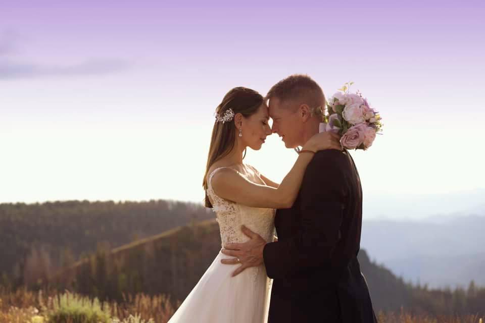 The Wedding Website of Mija Bishop and Tom Trimble