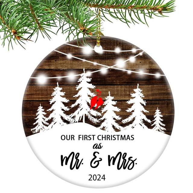 First Christmas Married Ornament 2024 Couple Birds Snow Wedding Ornament Gift for Newlywed Couple 2024 Ornament (3inch Mr mrs)