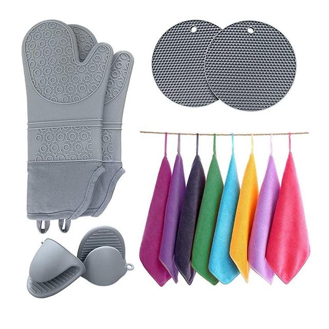 Silicone Oven Mitts and Pot Holders Kitchen Counter Safe Trivet Mats Heavy  Duty Cooking Gloves - China Oven Gloves and Anti Hot Glove price