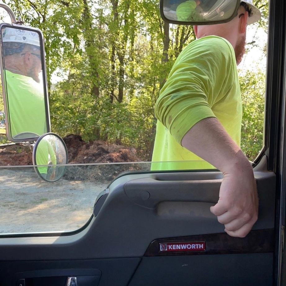 This is the photo my sister snapped of him for me which is hilarious because she texted - check Snapchat I sent a photo that I snuck and took, and it’s the back of his head which was so helpful haha