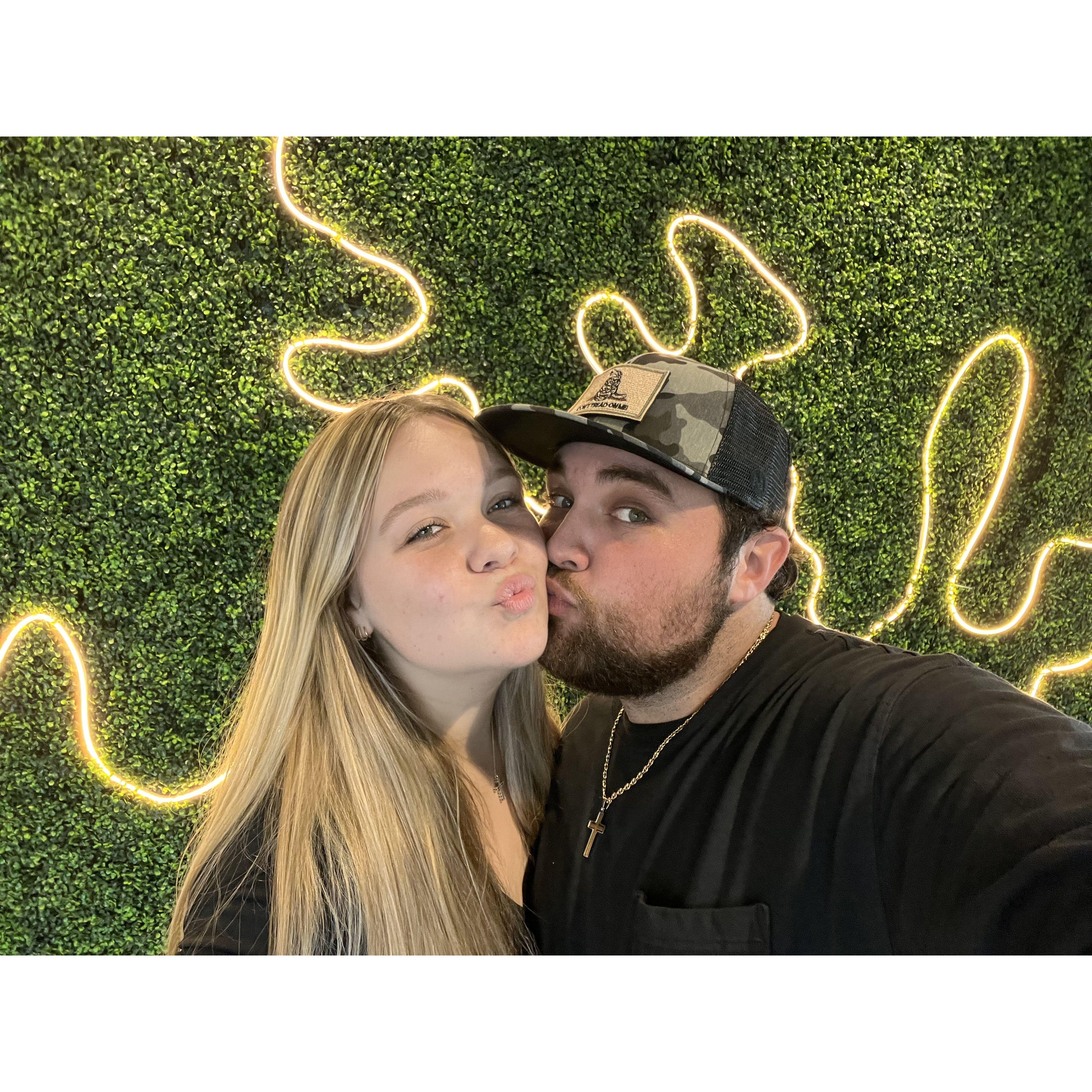 Mini golf date!