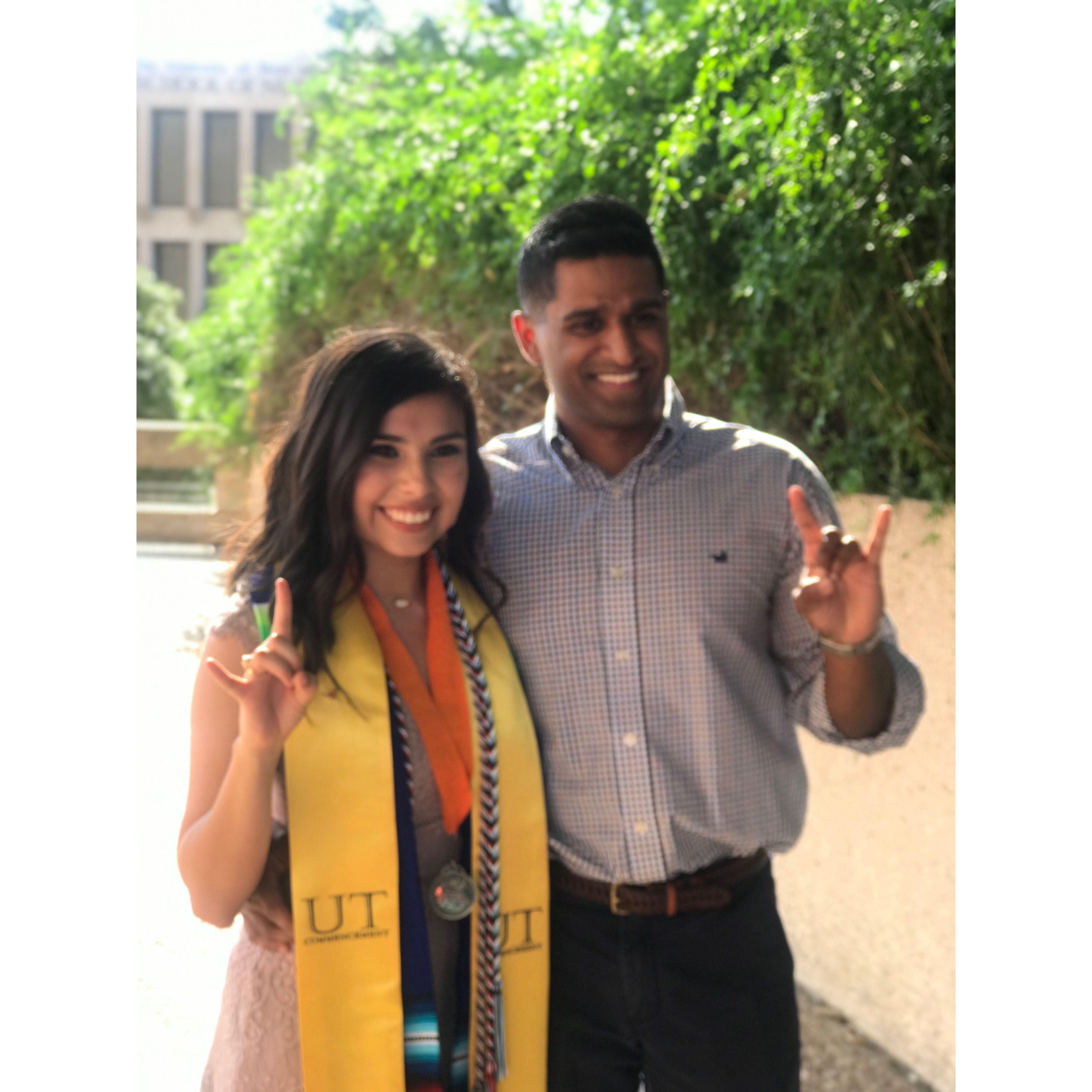 UT Graduation 2019, HOOK EM'
