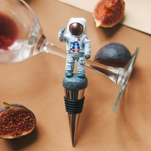 Astronaut Bottle Stopper Holder