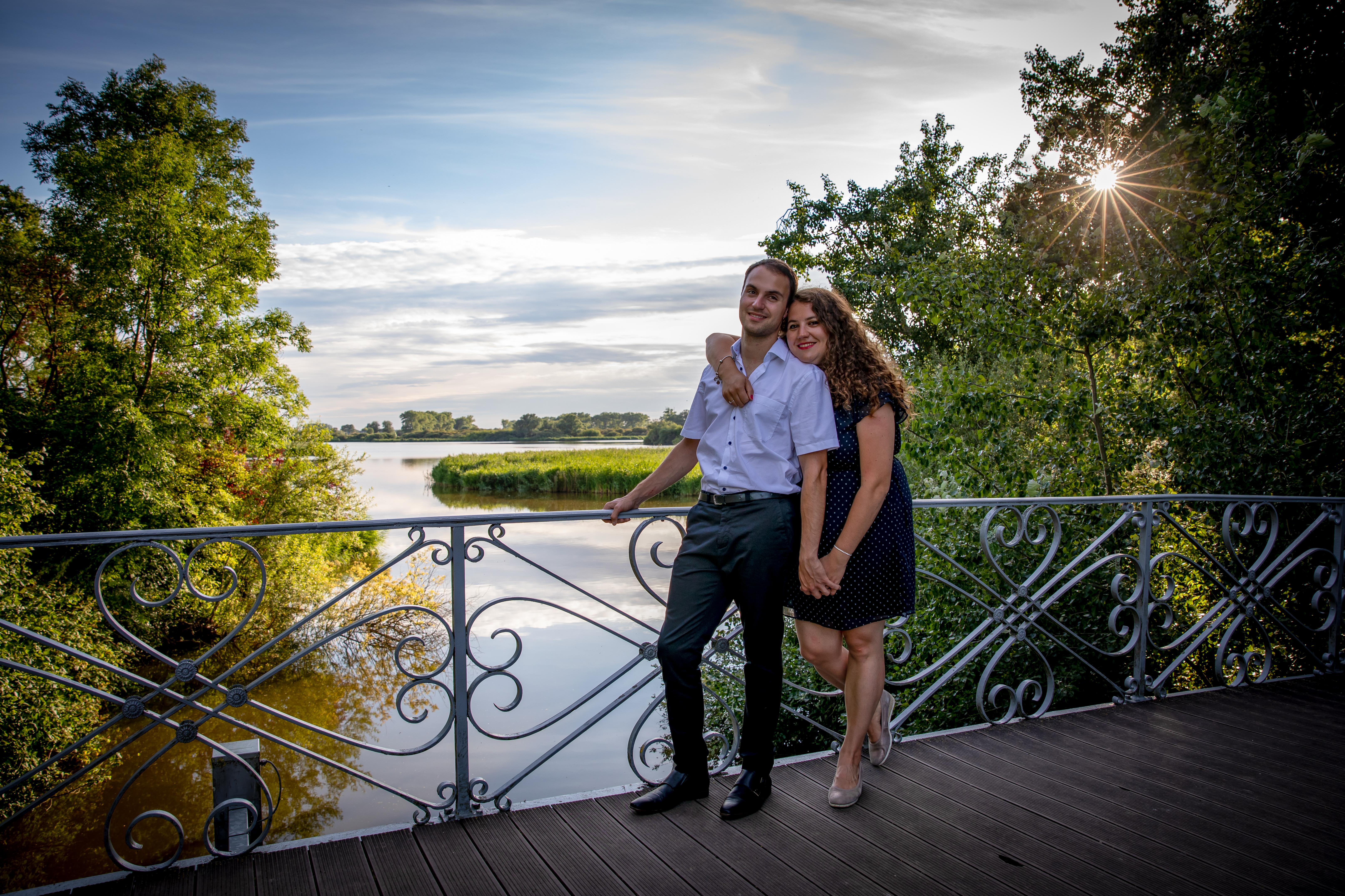 The Wedding Website of Bruno Kanage and Roxanna Deleersnyder