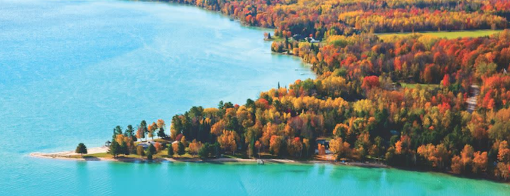 The Wedding Website of Mariella Mercer and Chris Villa