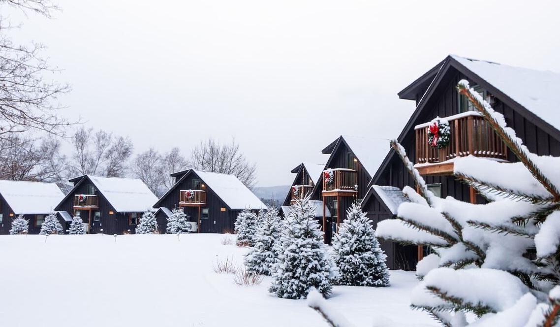 The Wedding Website of Shelby Ferrigan and Tom Murray