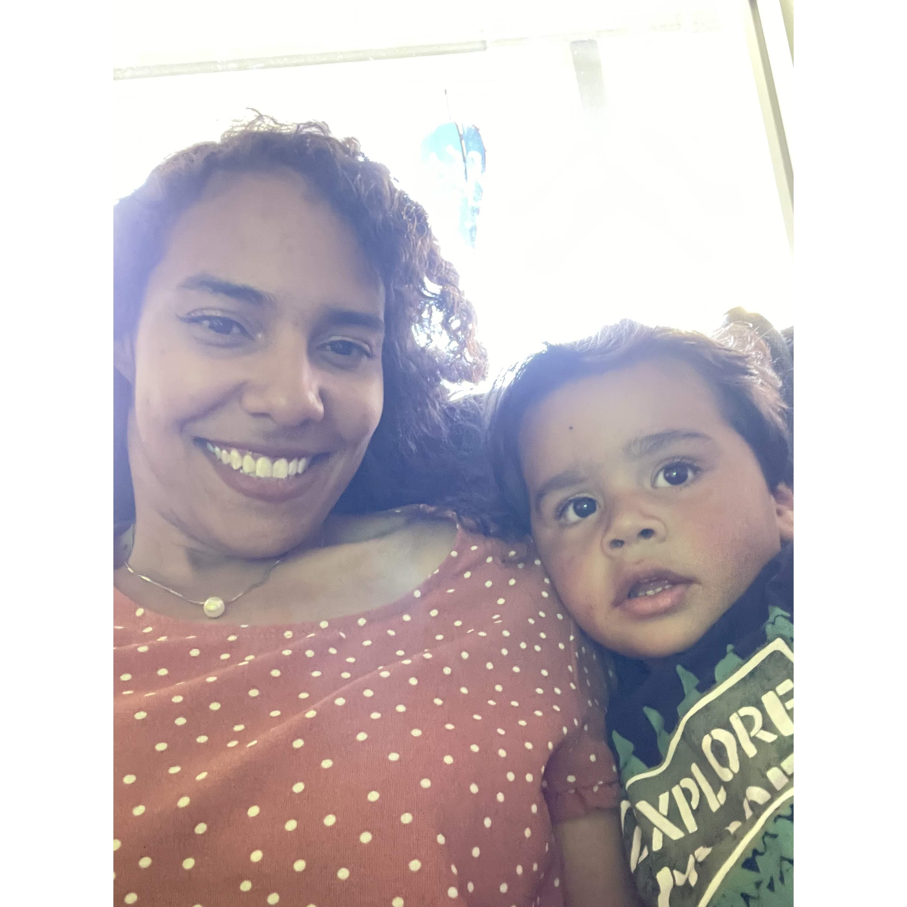chillin with mama