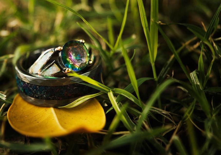 The Wedding Website of Victoria Briggs and Isaac Silva