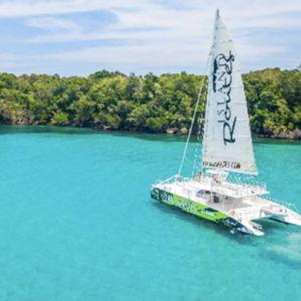 Honeymoon - Catamaran Cruise