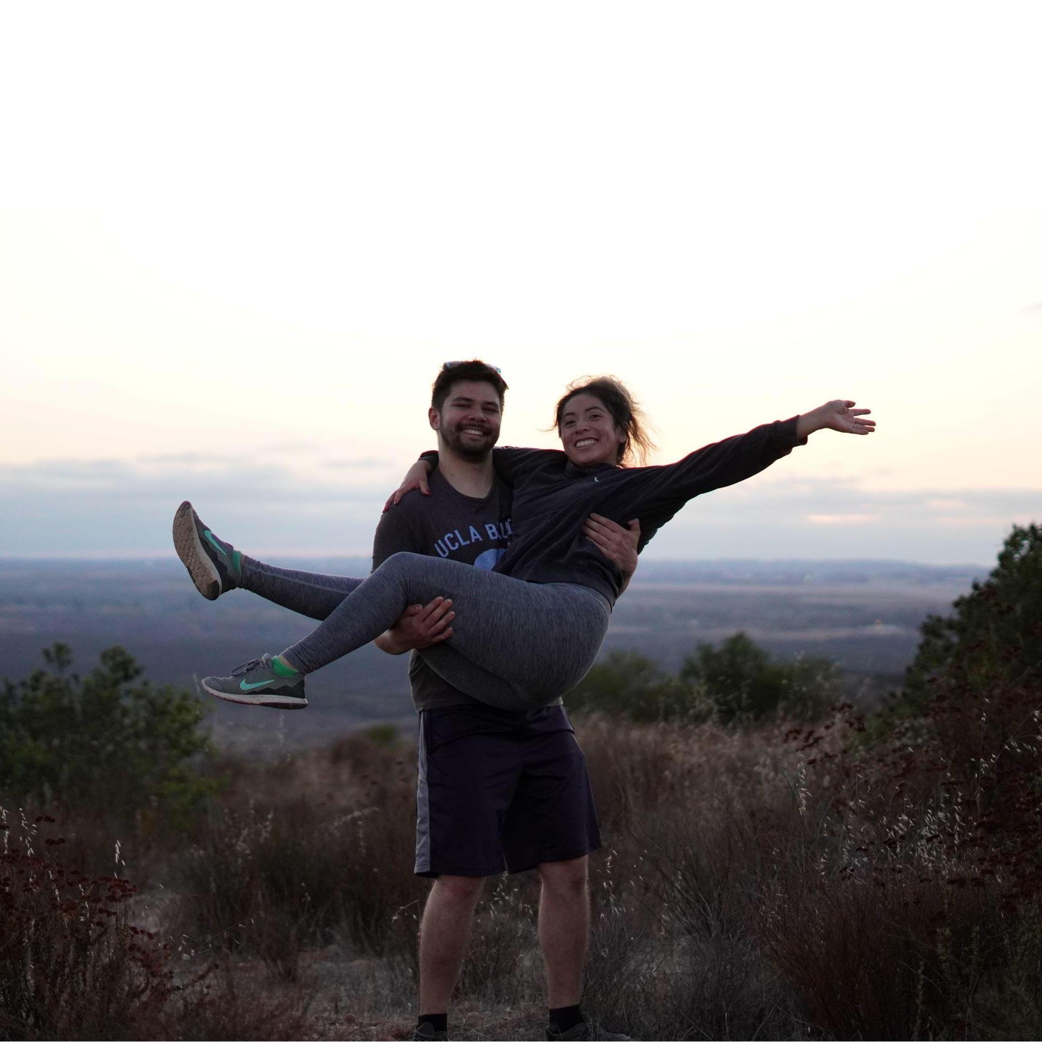 Comet Chasing Adventure! Got to see it this time - and we looked cute!