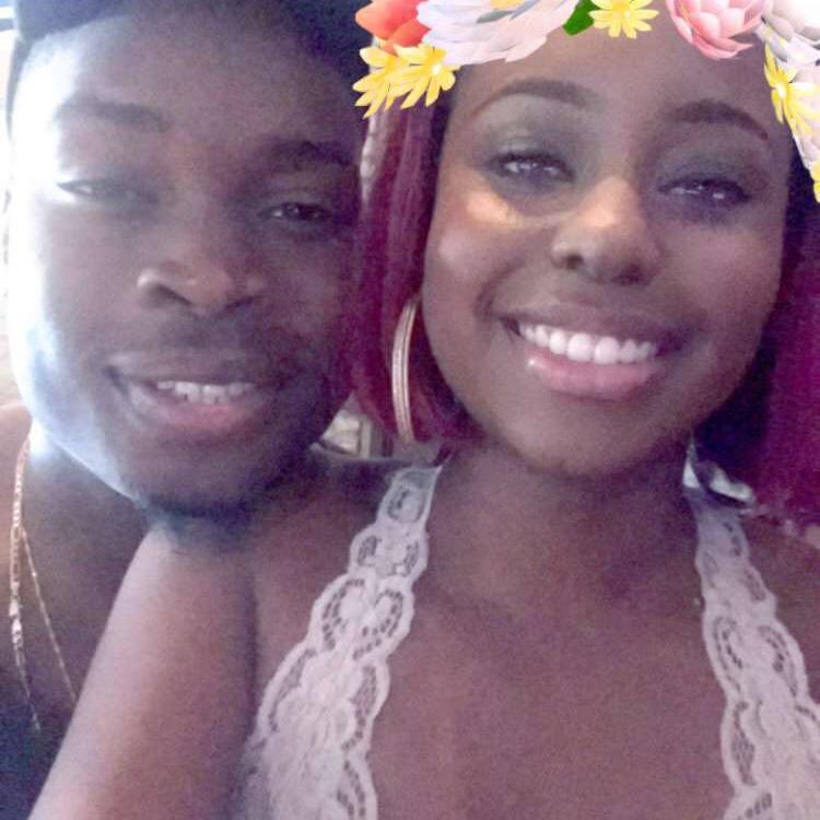 We actually met in 2015 at a comedy show in NY…….We dated briefly 👀
This was our first food date…. He took me to Cheddars