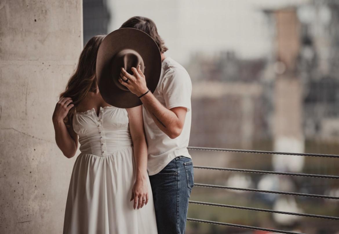 The Wedding Website of Lindsi Waugh and Chance Maiden