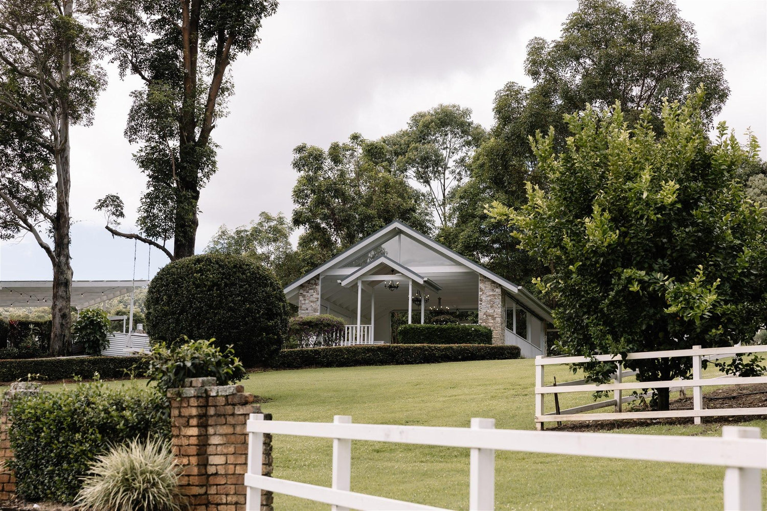 The Wedding Website of Alex East and Richard Hough