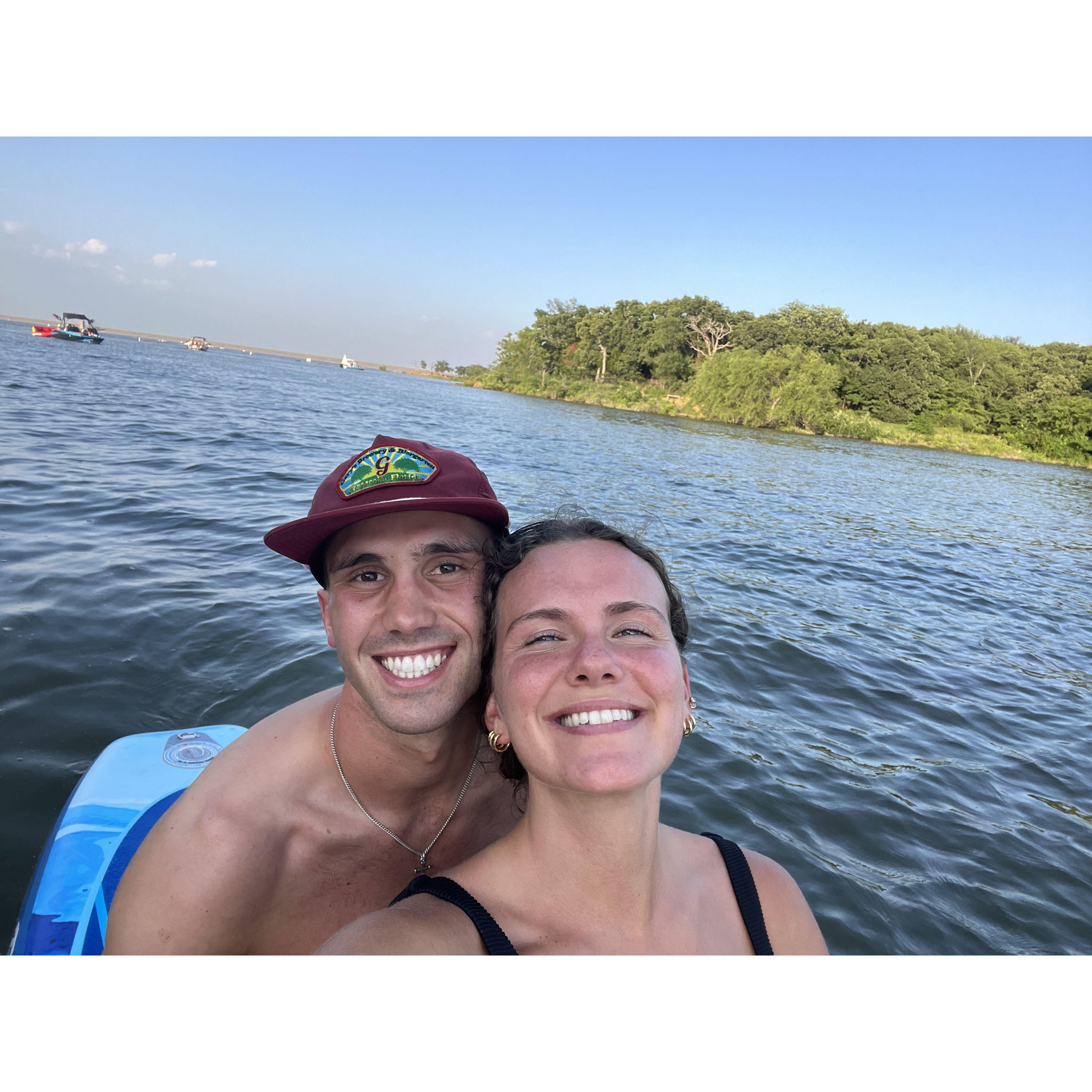1 year since our first date !