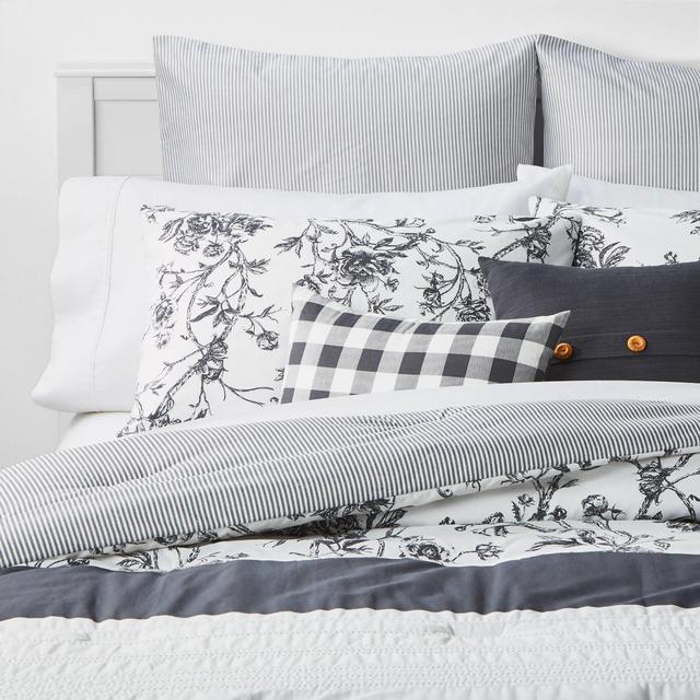 Queen 8pc Brookton Reversible Farmhouse Floral Comforter Set Charcoal - Threshold™