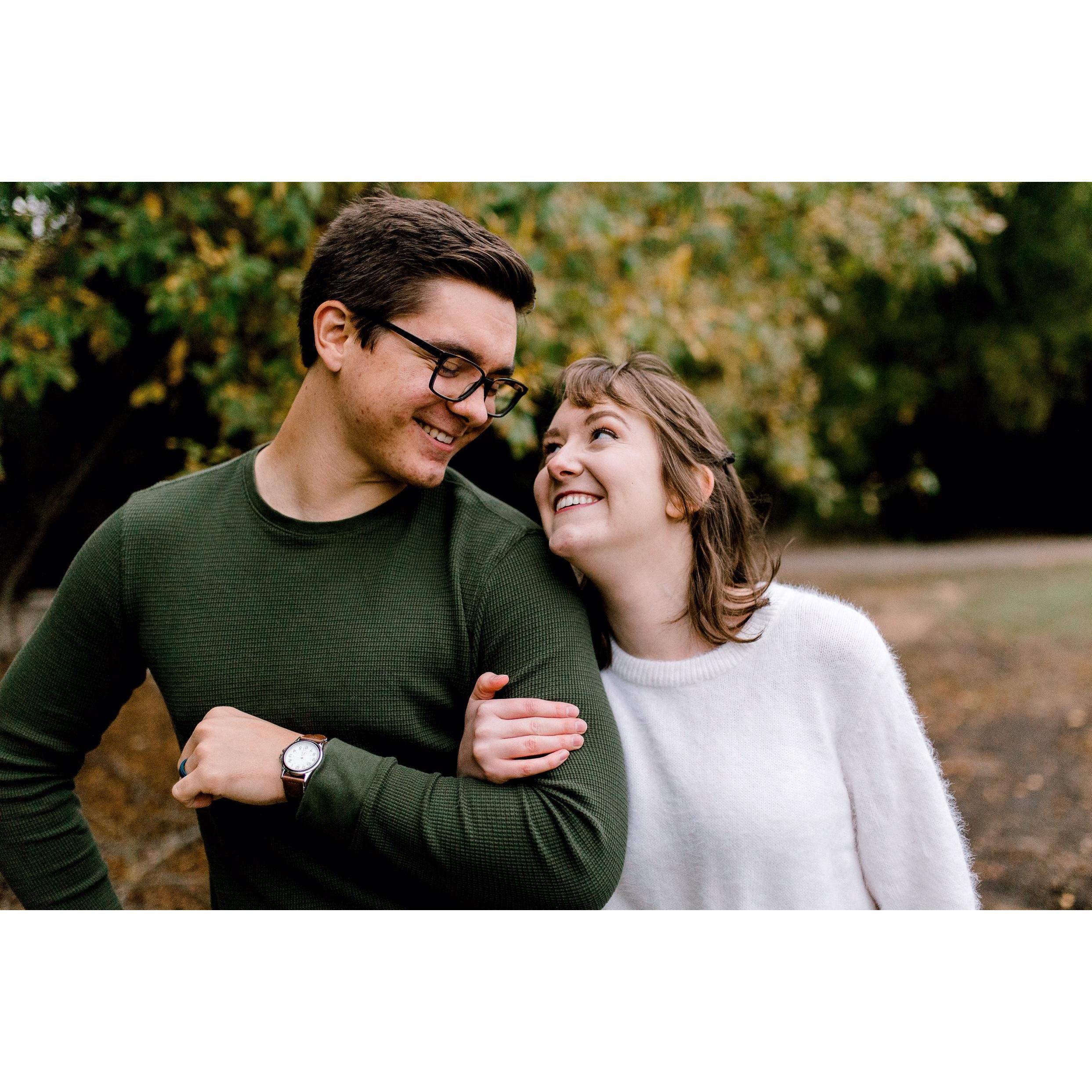 Engagement Photos taken by Rachel Gilster in November 2020.
