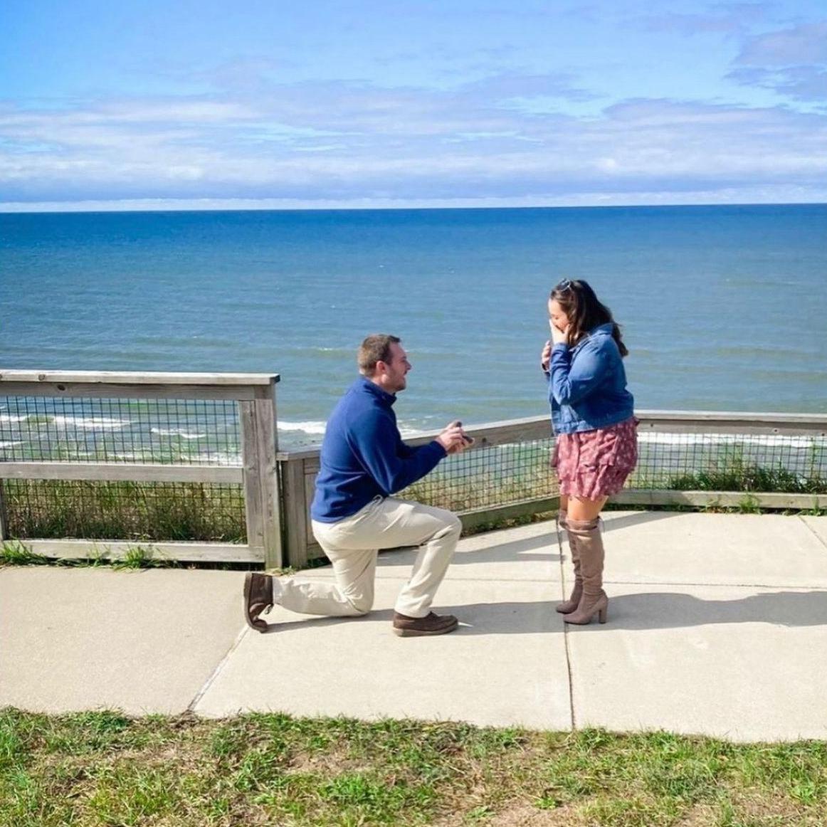 Mason proposed at Tunnel Park in Holland <3