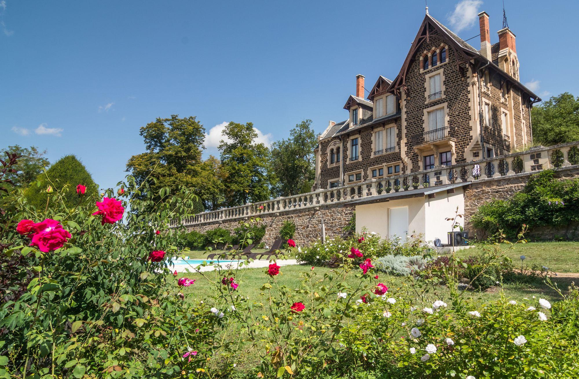 The Wedding Website of Kathryn Holder and Thomas Desvignes